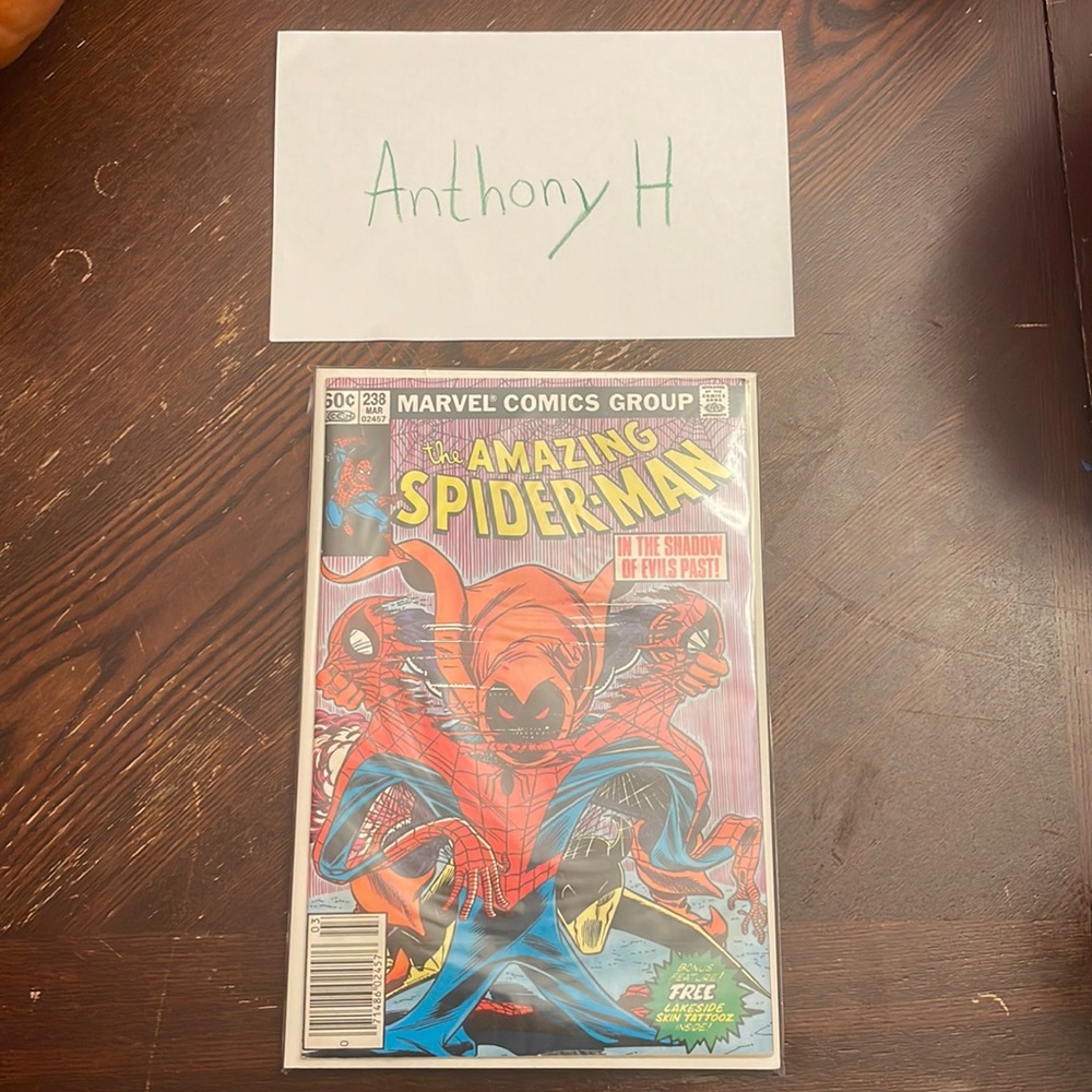 1983 the amazing spider man comic book issue #238 in pristine condition